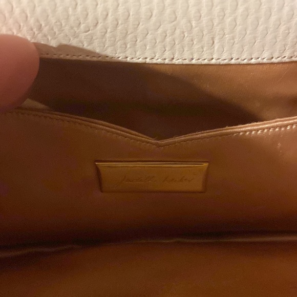 Judith Leiber Vintage Cream Lizard Handbag with cameo/jeweled closure - Picture 6 of 9